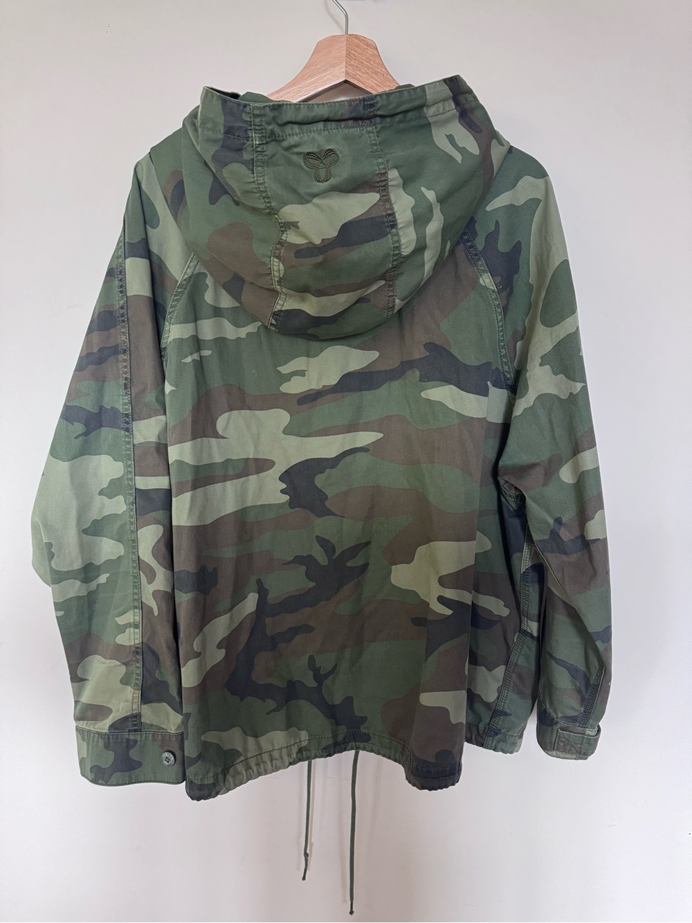 TNA Women’s Camo Hooded Jacket - Green Size Large - Picture 6 of 6